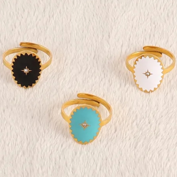 White Sparkle Ring - Picture 2 of 3